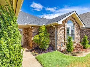 6406 93rd St, Lubbock, TX 79424