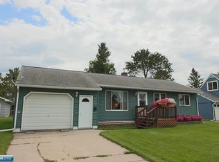 314 Kent Rd, Hoyt Lakes, MN 55750