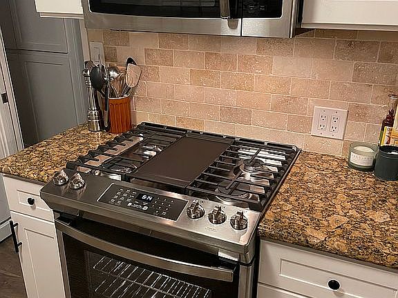 2nd image of 4345 Pennsylvania Ave