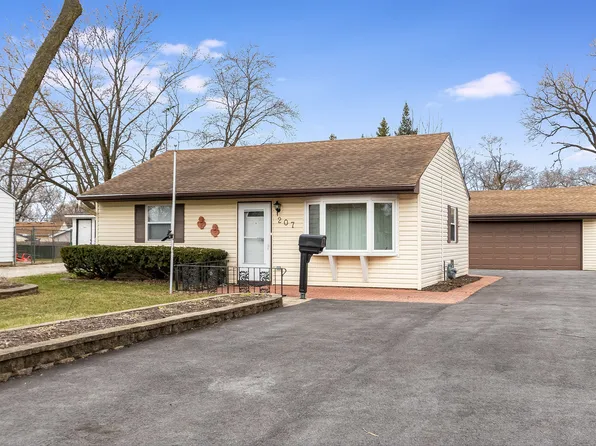 207 S Hammes Ave, Joliet, IL 60436
