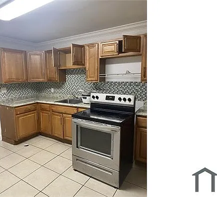 2735 NW 6th Ct — Photo 5