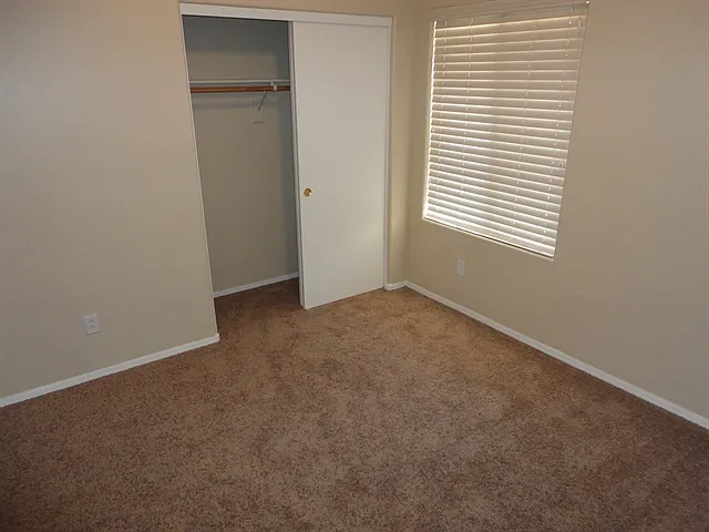 236 W Angus Rd — Photo 8