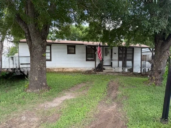 260 W Elm St, Stephenville, TX 76401