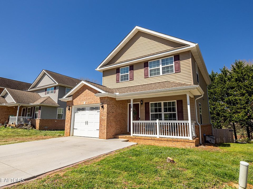 1st image of 1012 Lennox Cir
