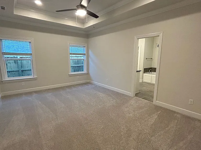 1470 Overcup Oak Ln — Photo 3