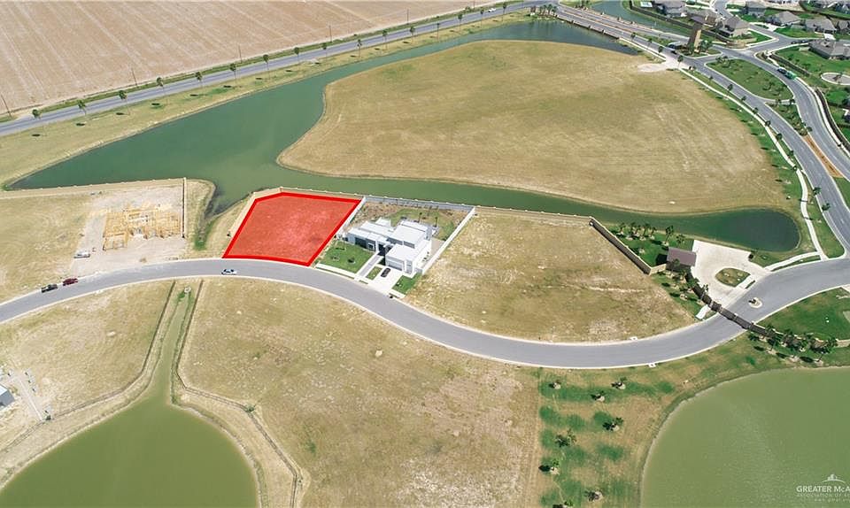 2nd image of 4516 Estancia Pkwy