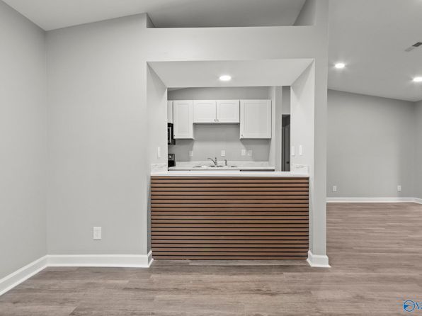 huntsville-alabama-448589712 picture