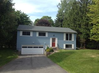 106 Sycamore Dr, Ithaca, NY 14850