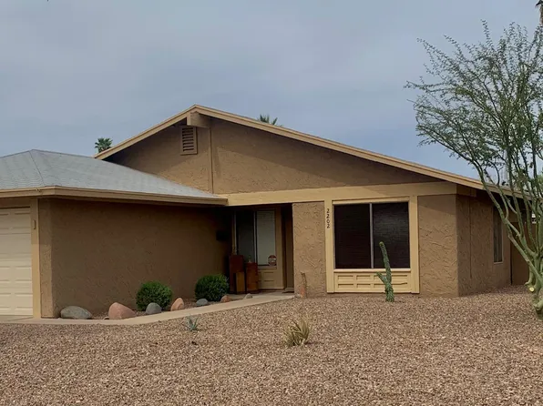 2202 W El Moro Ave, Mesa, AZ 85202