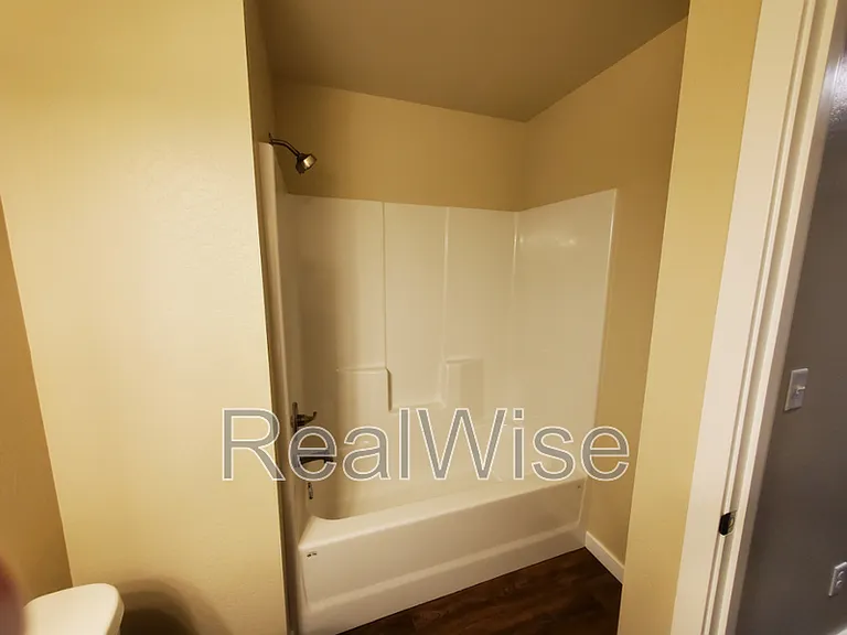 228 Cheryl Ln #13 — Photo 15