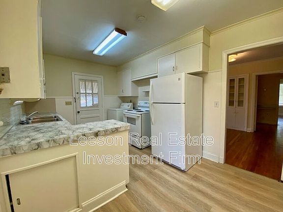 5th image of 2717 Fairfield Ave #2719