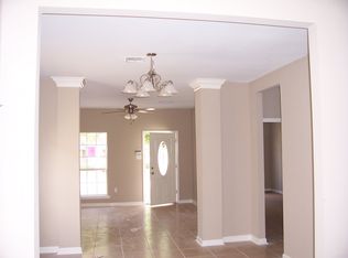 1121 10th St, Gretna, LA 70053