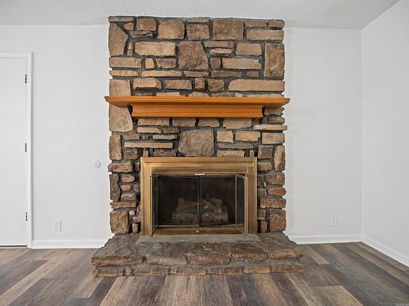 4th image of 2 Jerez Ln