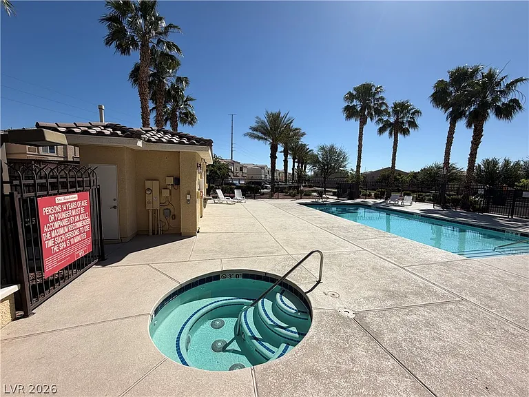 6320 Desert Leaf St #201 — Photo 24