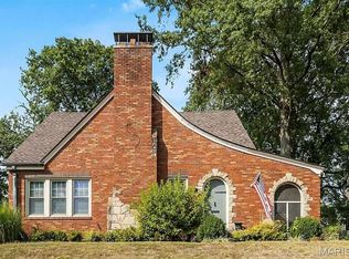 305 8th St, Crystal City, MO 63019