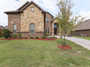 241 Ashlawn Dr, Midlothian, TX 76065