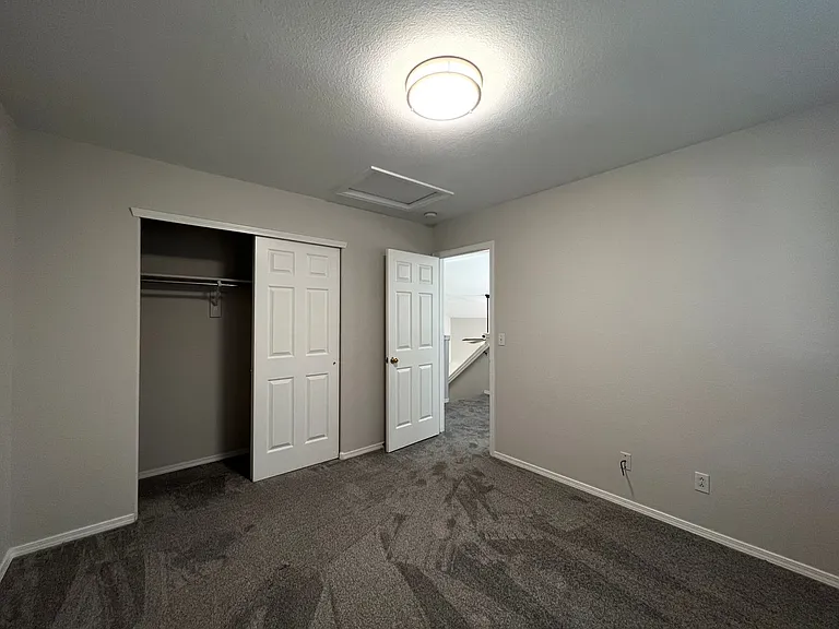 10441 Devonshire St — Photo 11