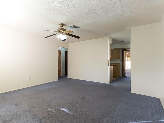 4th image of 4135 Whiting Dr SE