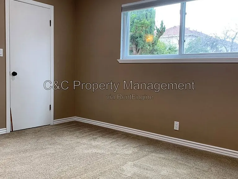 21925 Vernetti Way — Photo 7