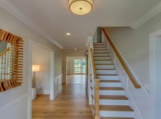 14 Farm Creek Rd, Norwalk, CT 06853