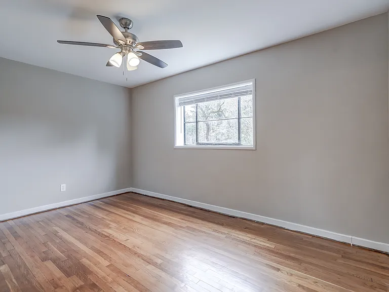 101 Tempsford Ln #H — Photo 13