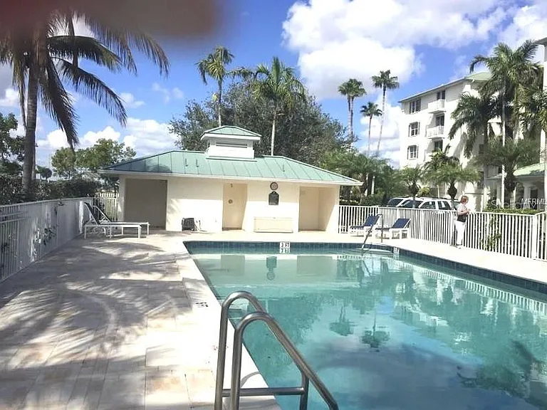 200 Harbor Walk Dr #321 — Photo 17