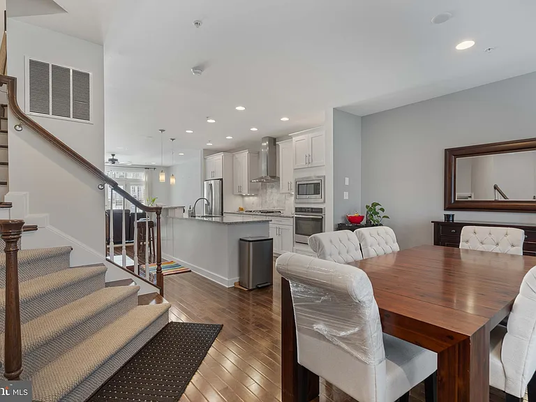 412 Blue Flax Pl — Photo 7