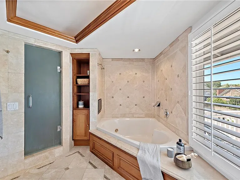 1089 Danielle Dr — Photo 11