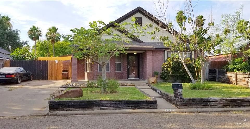1st image of 1411 Garden Dr