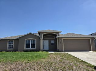 311 NW 10th St, Cape Coral, FL 33993