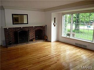 3rd image of 1327 Kendon Dr