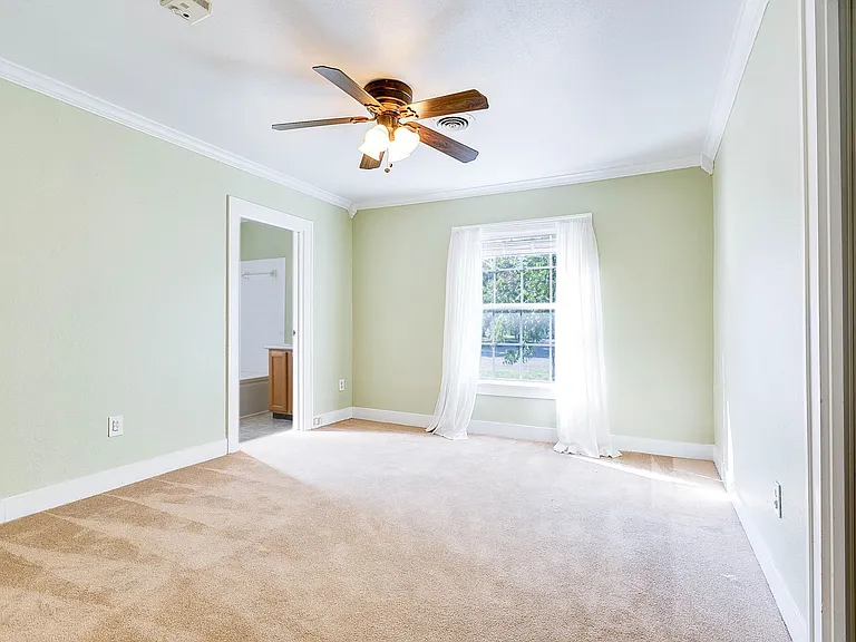 1119 Kenwood Dr — Photo 19