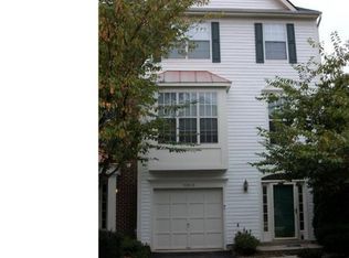 21833 Kings Crossing Ter, Ashburn, VA 20147