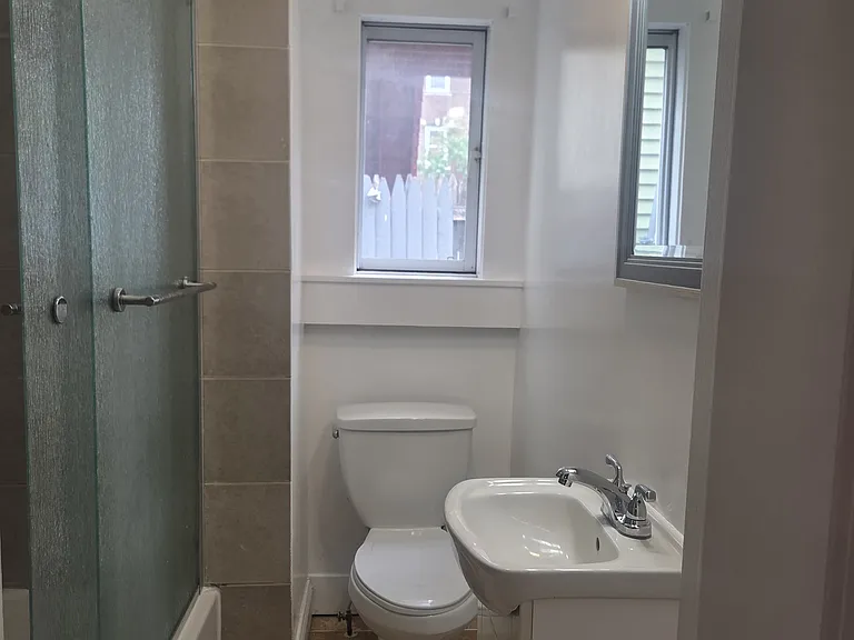 1248 Pembroke St #1 — Photo 7