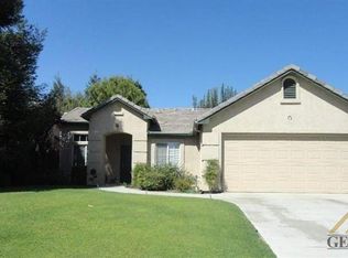 1009 Candlemas Ct, Bakersfield, CA 93312