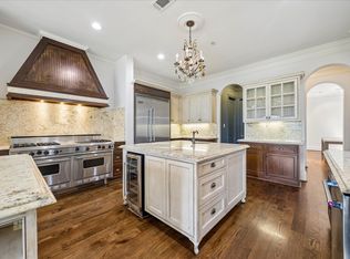 4802 Saxon St, Bellaire, TX 77401