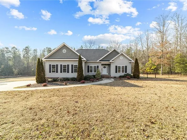 3748 Bachelor Creek Rd, Asheboro, NC 27205