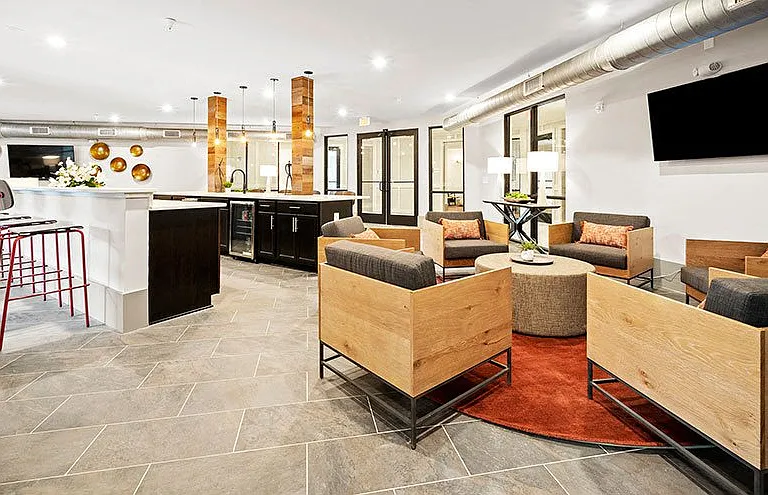 Canyon Springs Apartments — Photo 3