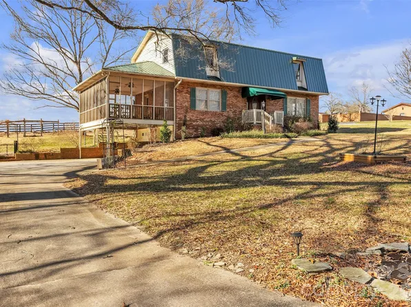 280 Forest Acres Ln, Taylorsville, NC 28681