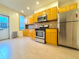 183 N 8th St APT 1R, Brooklyn, NY 11211