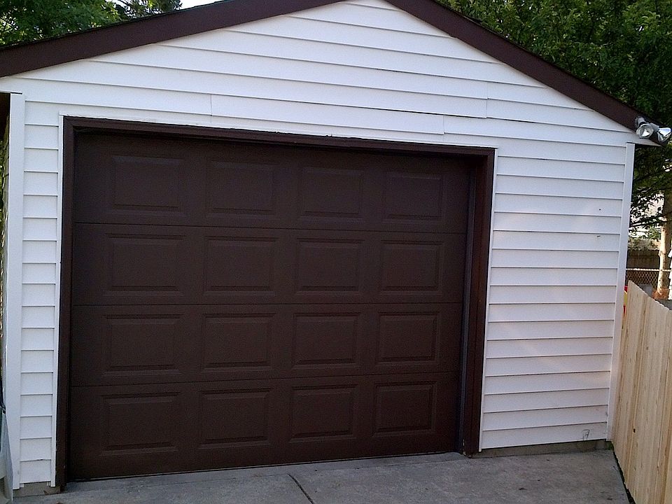 2nd image of 7253 W Herbert Ave