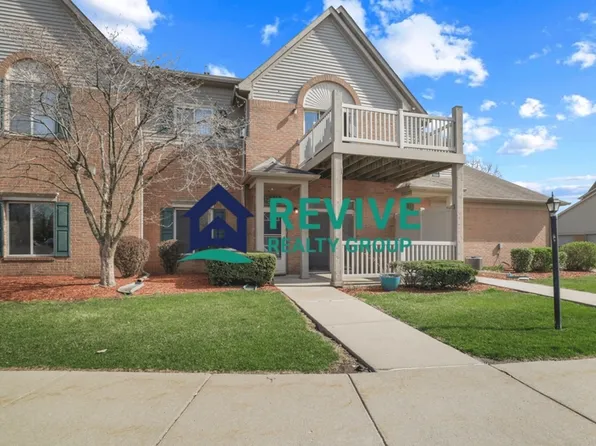 15715 Parkway Ln, Southgate, MI 48195