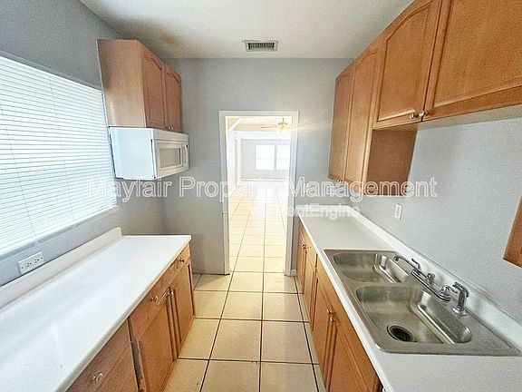 3rd image of 1333 NW 3rd Ave