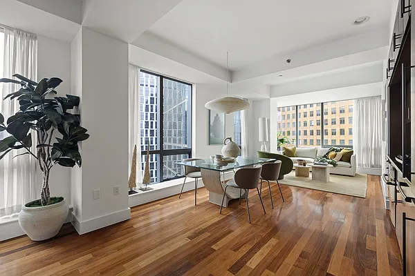 Sold by Compass | media 1
