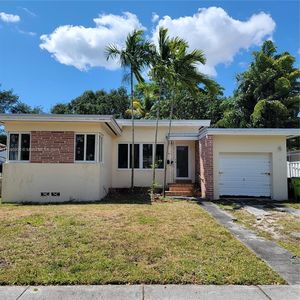 420 NE 89th St, El Portal, FL, 33138
