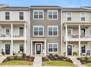 80 Colony Ave, Daleville, VA 24083