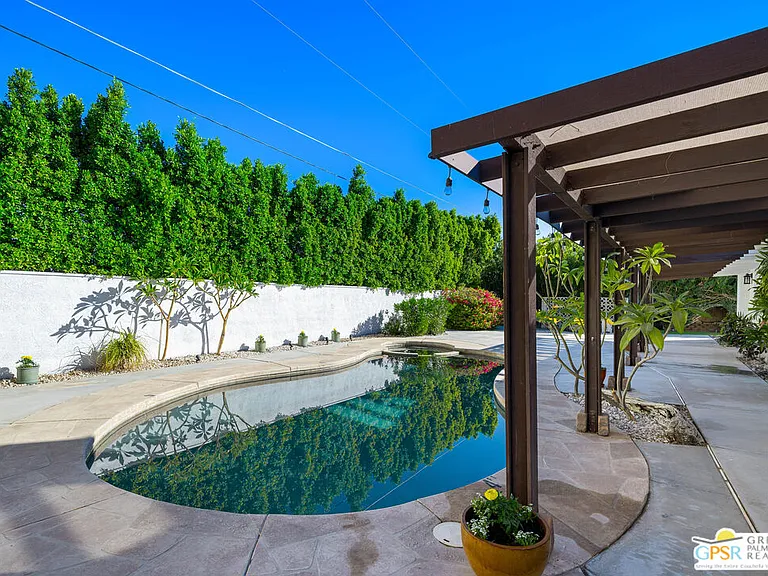 2750 E Vincentia Rd — Photo 36