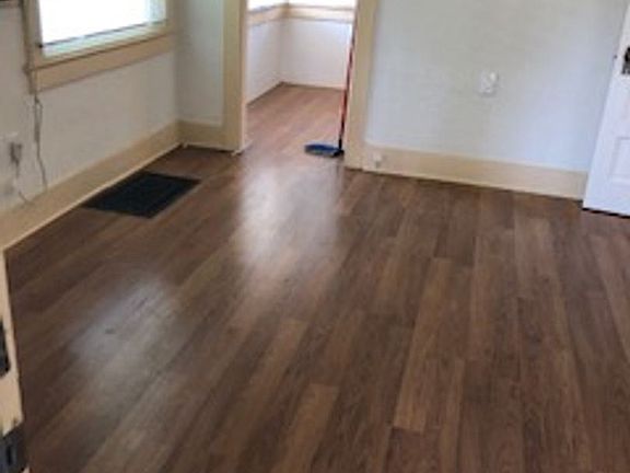 2nd image of 634 W Olive Ave #B