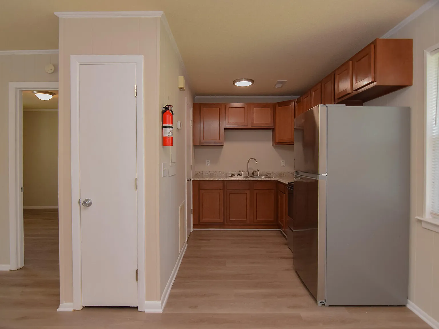 1 bed, 1.0 bath, 700 sqft, $1,150 — Photo 4
