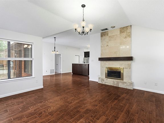 5th image of 284 Lodge Rd